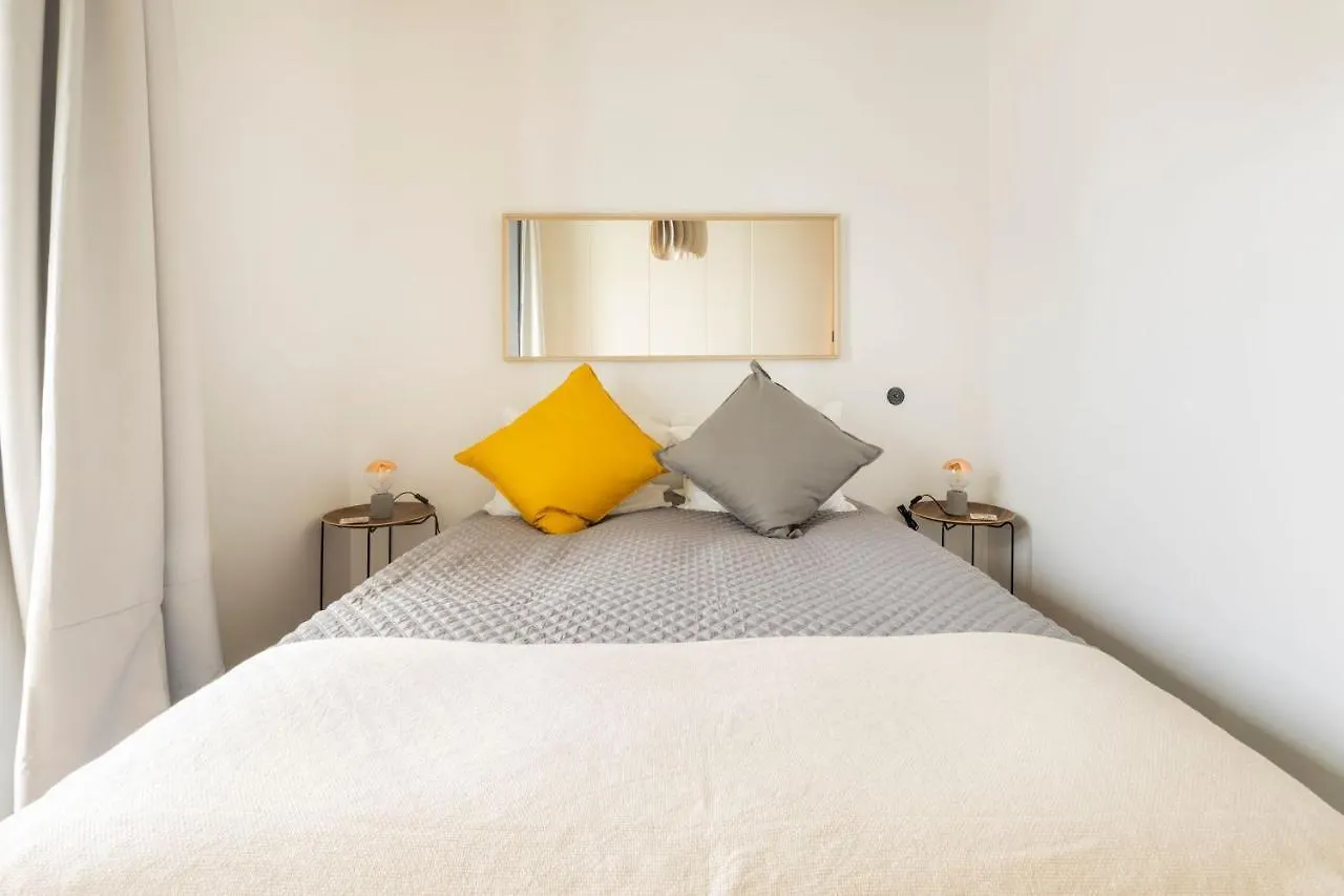 Majestic Apartment W/ Patio By Lovelystay Lisboa