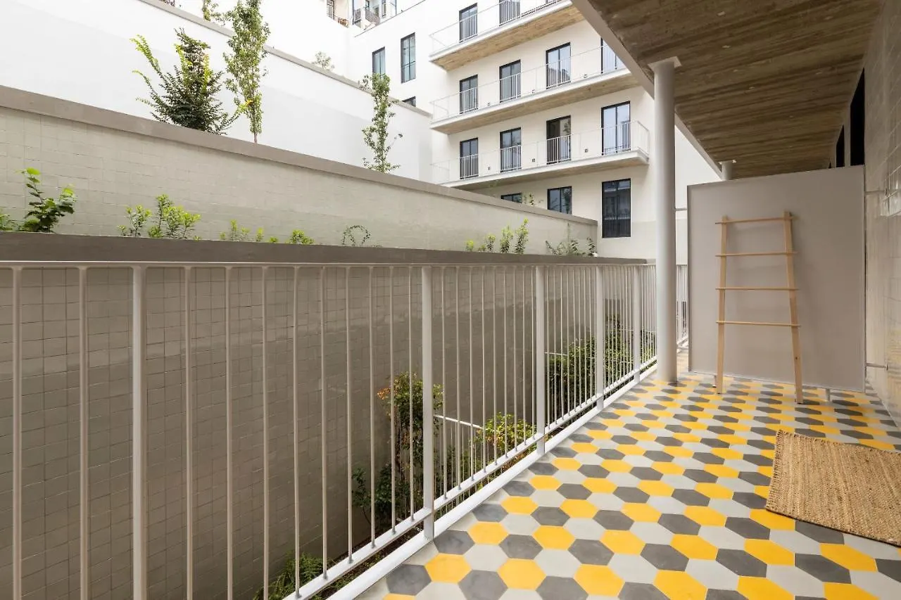 Majestic Apartment W/ Patio By Lovelystay Lisboa